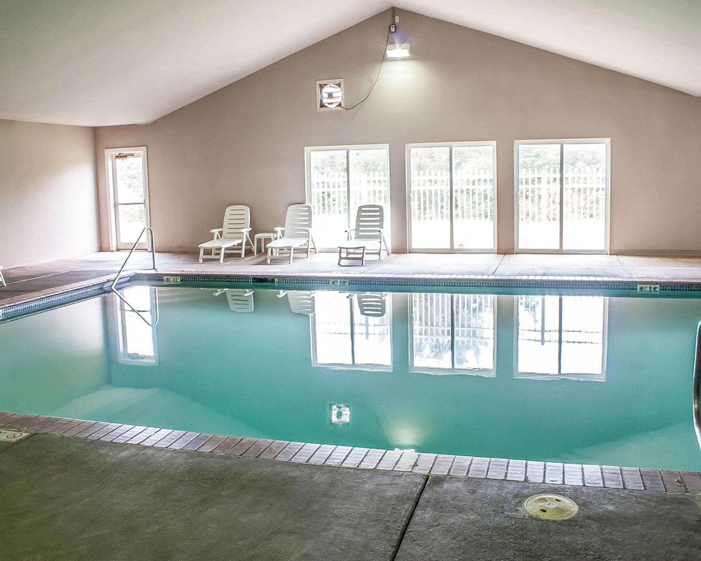 Comfort Inn & Suites Ocean Shores Bagian luar foto