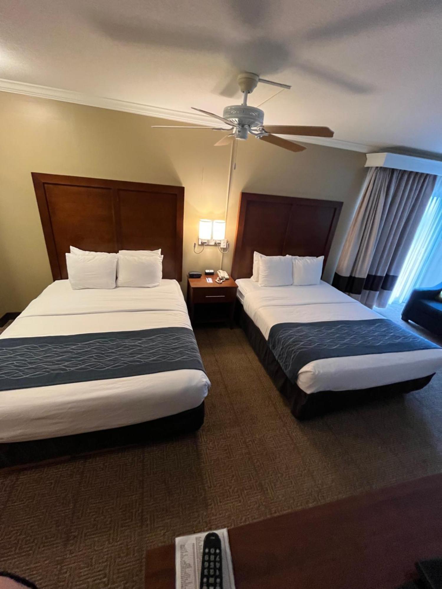 Comfort Inn & Suites Ocean Shores Bagian luar foto