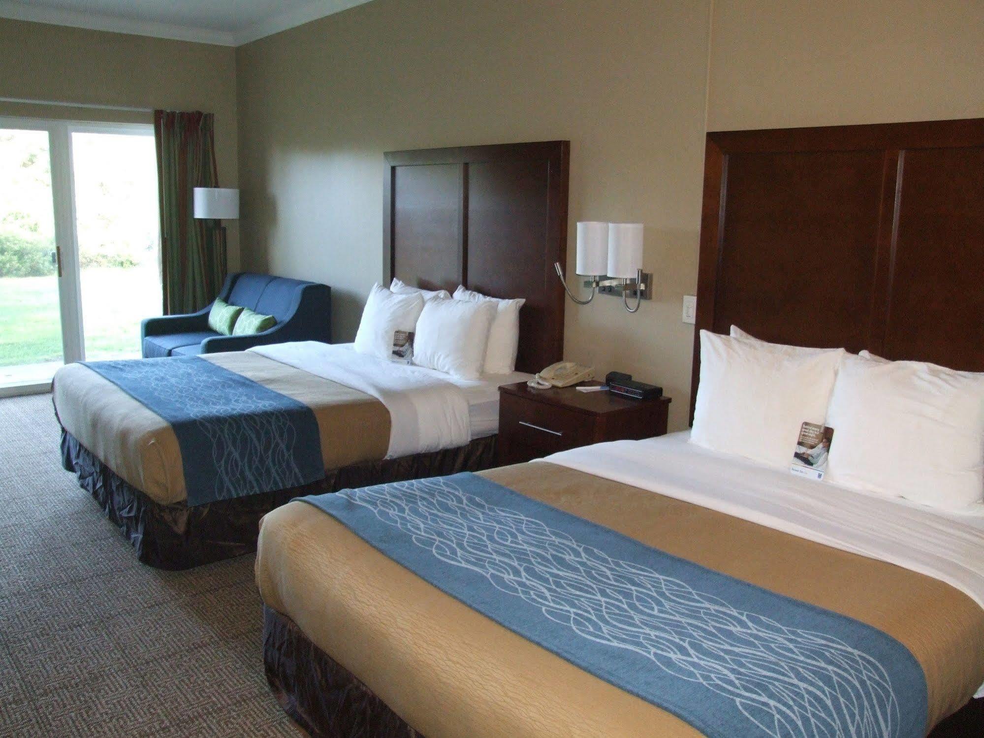Comfort Inn & Suites Ocean Shores Bagian luar foto