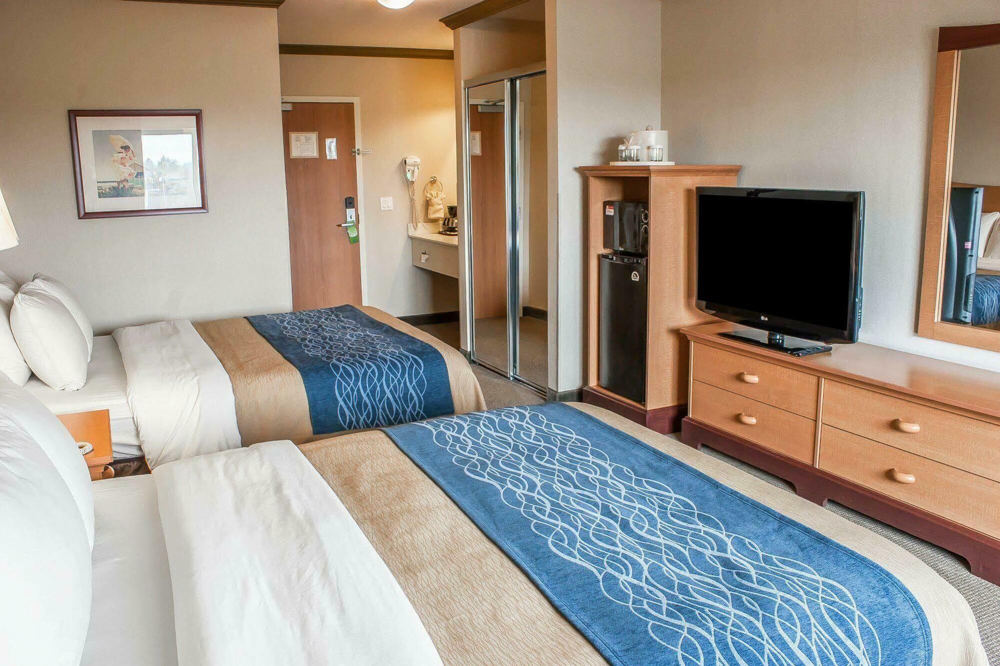 Comfort Inn & Suites Ocean Shores Bagian luar foto